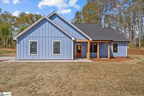 152 Duncan Chapel Rd, Greenville, SC 29617