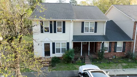 16 Somersett Dr, Spartanburg, SC 29301