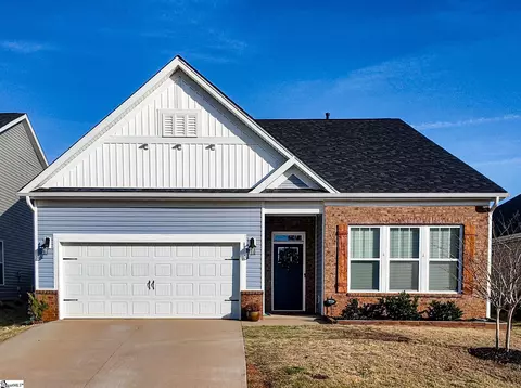 321 Pollyanna Dr, Greenville, SC 29605