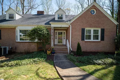 3 Hermitage Rd, Greenville, SC 29615