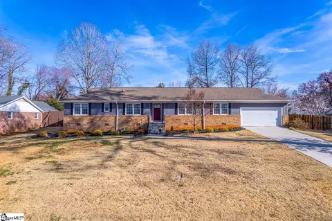 200 Holly Rd, Taylors, SC 29687
