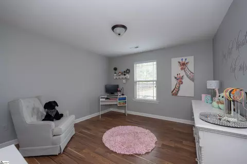 Bedroom - 131 Dillard Rd, Duncan, SC 29334 photo 2 of 3