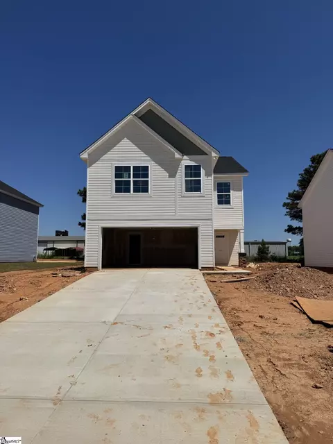 210 Hidden Hills Ln, Laurens, SC 29360