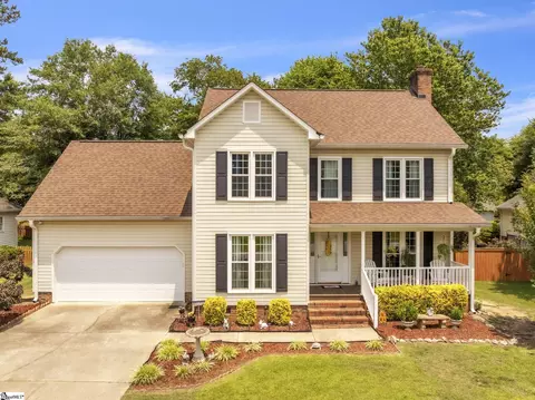 4 Brookford Ct, Greenville, SC 29615