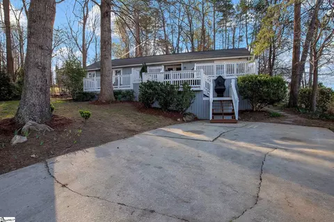 201 Ellison Rd, Lyman, SC 29365
