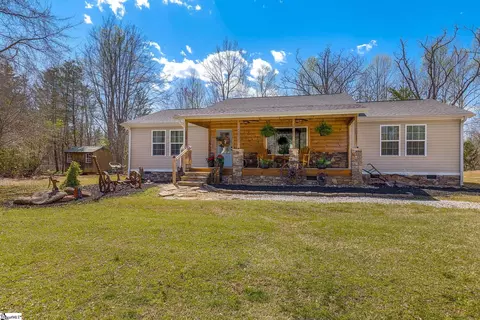 Exterior - 140 Oshields Rd, Easley, SC 29640 photo 1 of 8