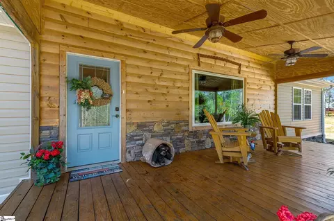 Exterior - 140 Oshields Rd, Easley, SC 29640 photo 5 of 8