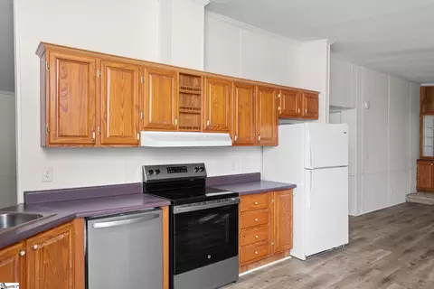 1316 Cheek Rd, Greer, SC 29651 photo 8