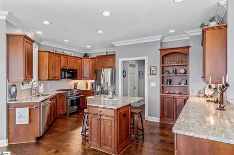 Kitchen - 414 E Waterside Dr, Seneca, SC 29672 photo 1 of 3