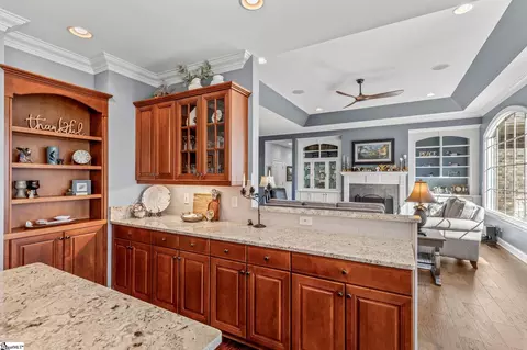 Kitchen - 414 E Waterside Dr, Seneca, SC 29672 photo 3 of 3