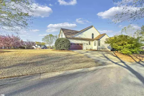 Exterior - 107 Clearstone Dr, Easley, SC 29642 photo 8 of 12