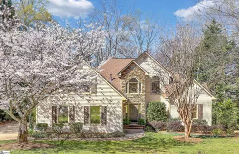 220 Brushy Meadows Dr, Greer, SC 29650
