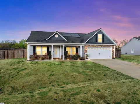 221 Bertha Burns Rd, Inman, SC 29349