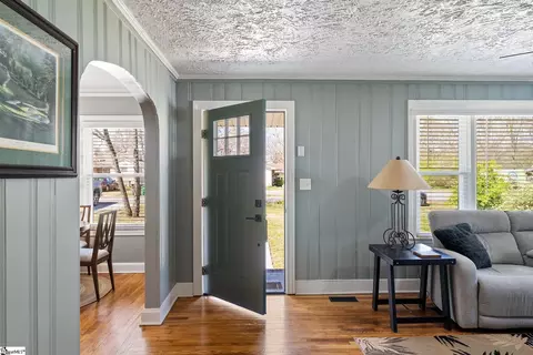 Entry Way - 111 Davis St, Williamston, SC 29697 photo 1 of 2