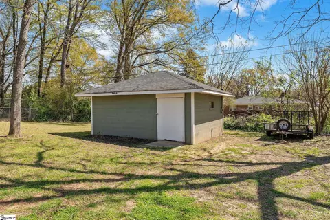 Exterior - 111 Davis St, Williamston, SC 29697 photo 7 of 7