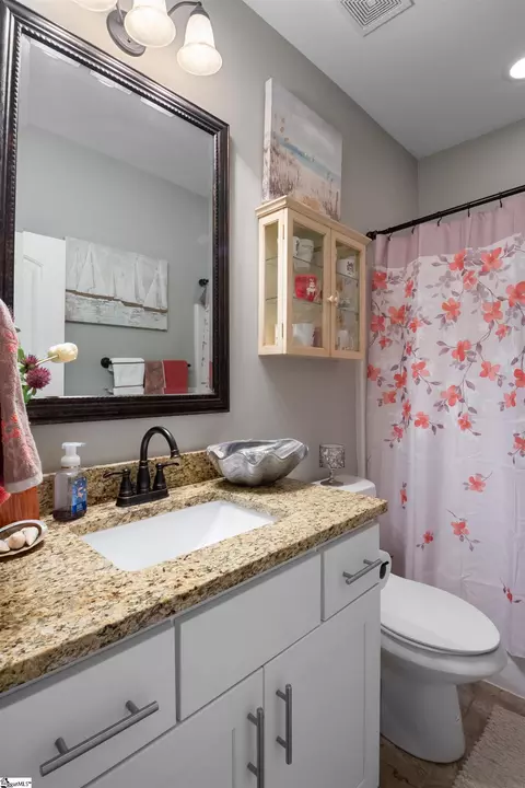 Bath - 427 S Pendernale Dr, Moore, SC 29369 photo 7 of 7