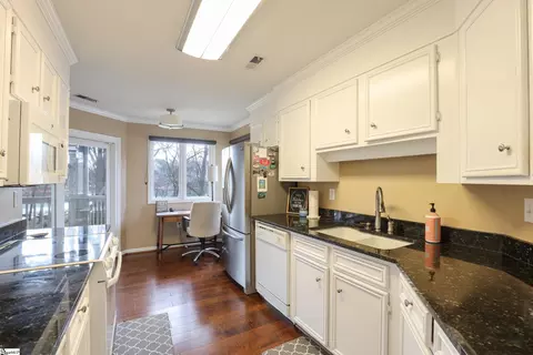 Kitchen - 206 Holiday E, Clemson, SC 29631 photo 1 of 2