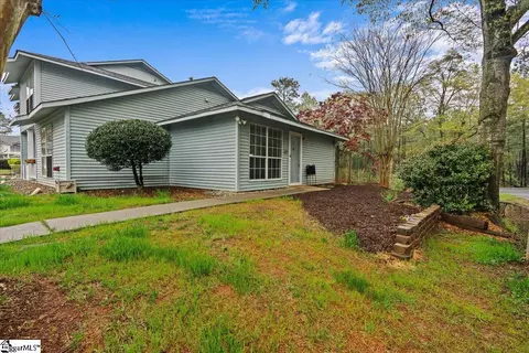 11 Bear Grass Ct, Greenville, SC 29605