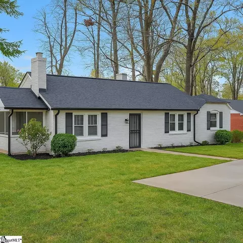 14 Woodmont Ln, Greenville, SC 29605