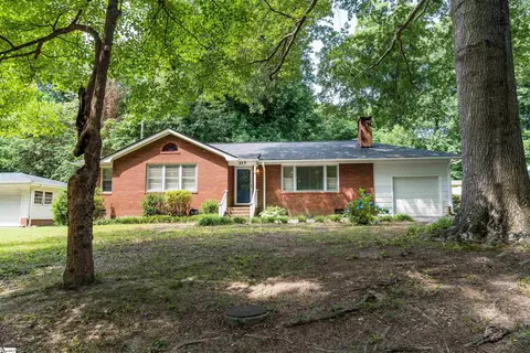 315 Francis Marion Dr, Spartanburg, SC 29302