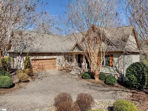 113 Courtside Trl, Travelers Rest, SC 29690