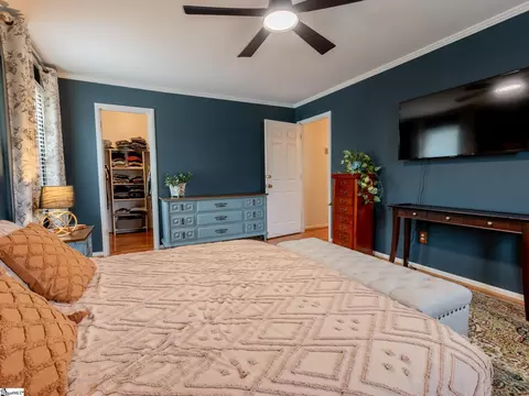 Bedroom - 207 Hedgewood Ter, Greer, SC 29650 photo 5 of 17