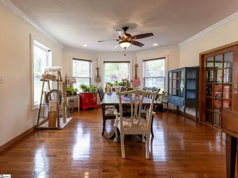 Dining - 207 Hedgewood Ter, Greer, SC 29650 photo 4 of 4