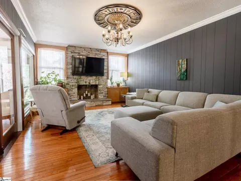 Living - 207 Hedgewood Ter, Greer, SC 29650 photo 1 of 1
