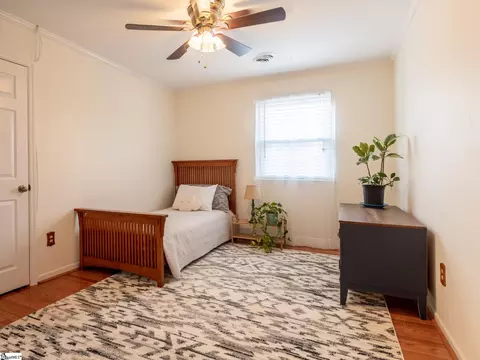 Bedroom - 207 Hedgewood Ter, Greer, SC 29650 photo 16 of 17