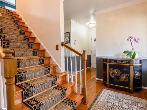 Entry Way - 207 Hedgewood Ter, Greer, SC 29650 photo 1 of 5