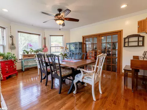Dining - 207 Hedgewood Ter, Greer, SC 29650 photo 2 of 4