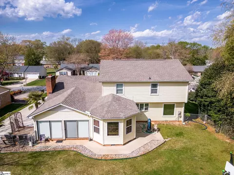 View/Area - 207 Hedgewood Ter, Greer, SC 29650 photo 1 of 2