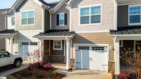 37 Gaskins Trl, Travelers Rest, SC 29690