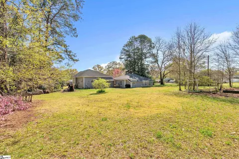 Exterior - 21 Bruce St, Williamston, SC 29697 photo 4 of 6