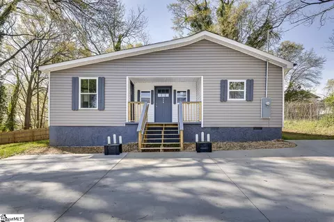 118 W D Avenue Ext, Easley, SC 29640