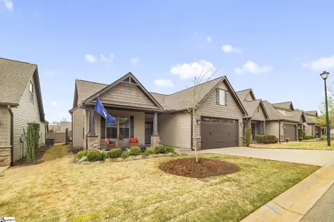 Exterior - 703 Cannongate Dr, Greer, SC 29650 photo 9 of 10