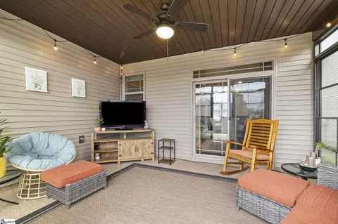 Exterior - 703 Cannongate Dr, Greer, SC 29650 photo 3 of 10