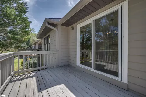 Exterior - 77 Chestnut St #OAK HALL 301, Tryon, NC 28782 photo 4 of 5