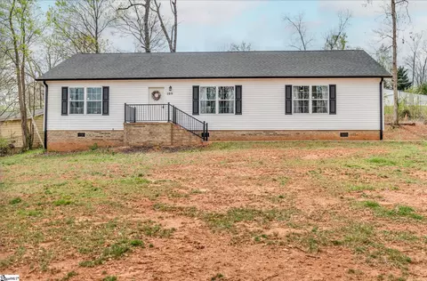 109 Gail Ave, Pickens, SC 29671