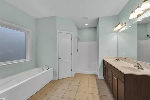 Other - 160 Fox Run Cir, Greer, SC 29651 photo 3 of 3
