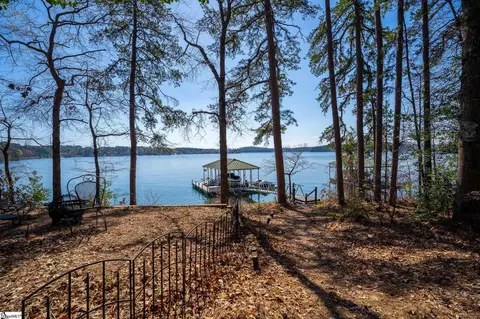 207 Briarledge Dr, Seneca, SC 29672 photo 5