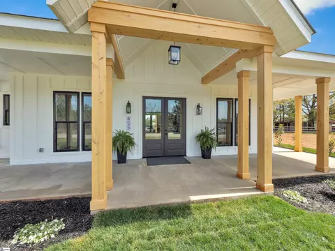 455 Griffin Rd, Greenville, SC 29607