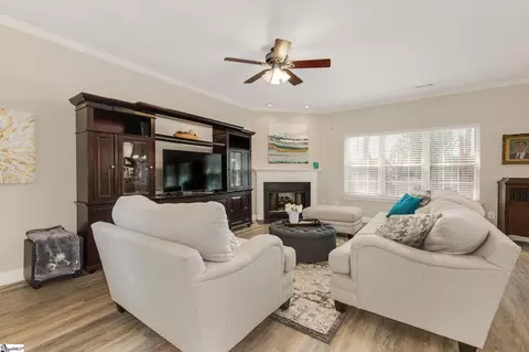 100 Cotter Ln, Greer, SC 29650 photo 4