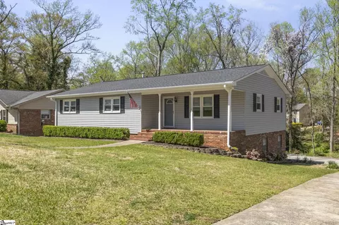 407 Great Glen Rd, Greenville, SC 29615