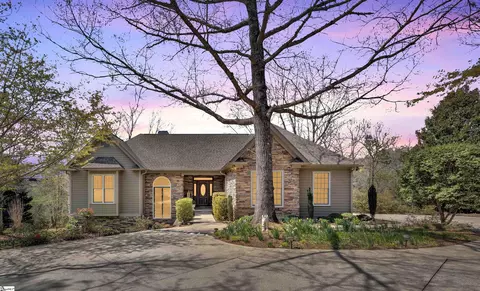 132 Courseview Way, Travelers Rest, SC 29690