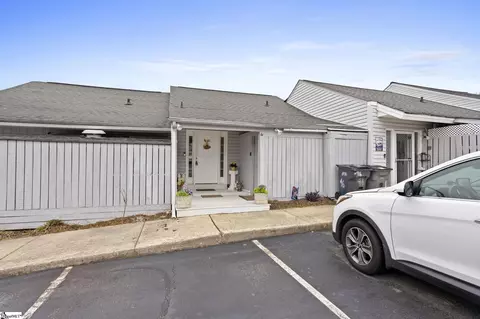 46 Jib Ct, Greenville, SC 29611