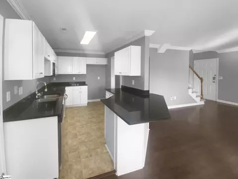 Kitchen - 323 Springfield Cir, Easley, SC 29642 photo 2 of 2