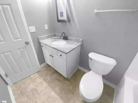 Bath - 323 Springfield Cir, Easley, SC 29642 photo 5 of 5