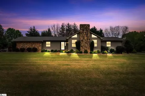 1500 Moorehead Pl, Pendleton, SC 29670
