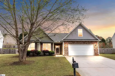 105 Eastpark Way, Easley, SC 29642